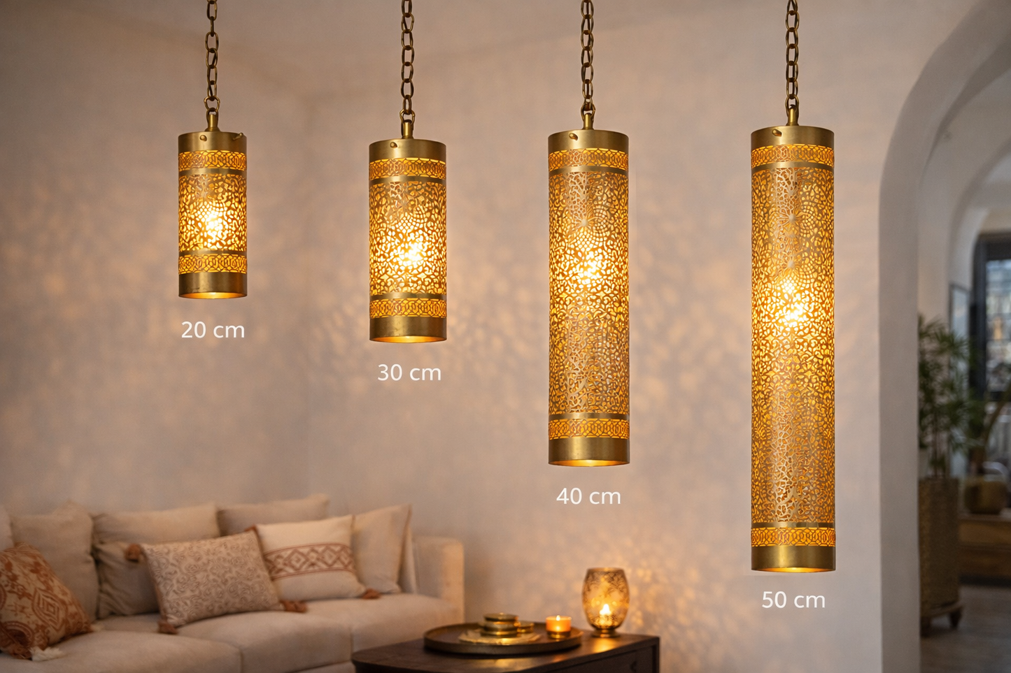 Lanterne Cylindrique 30cm en Laiton Ciselé – Élégance Artisanale Orientale