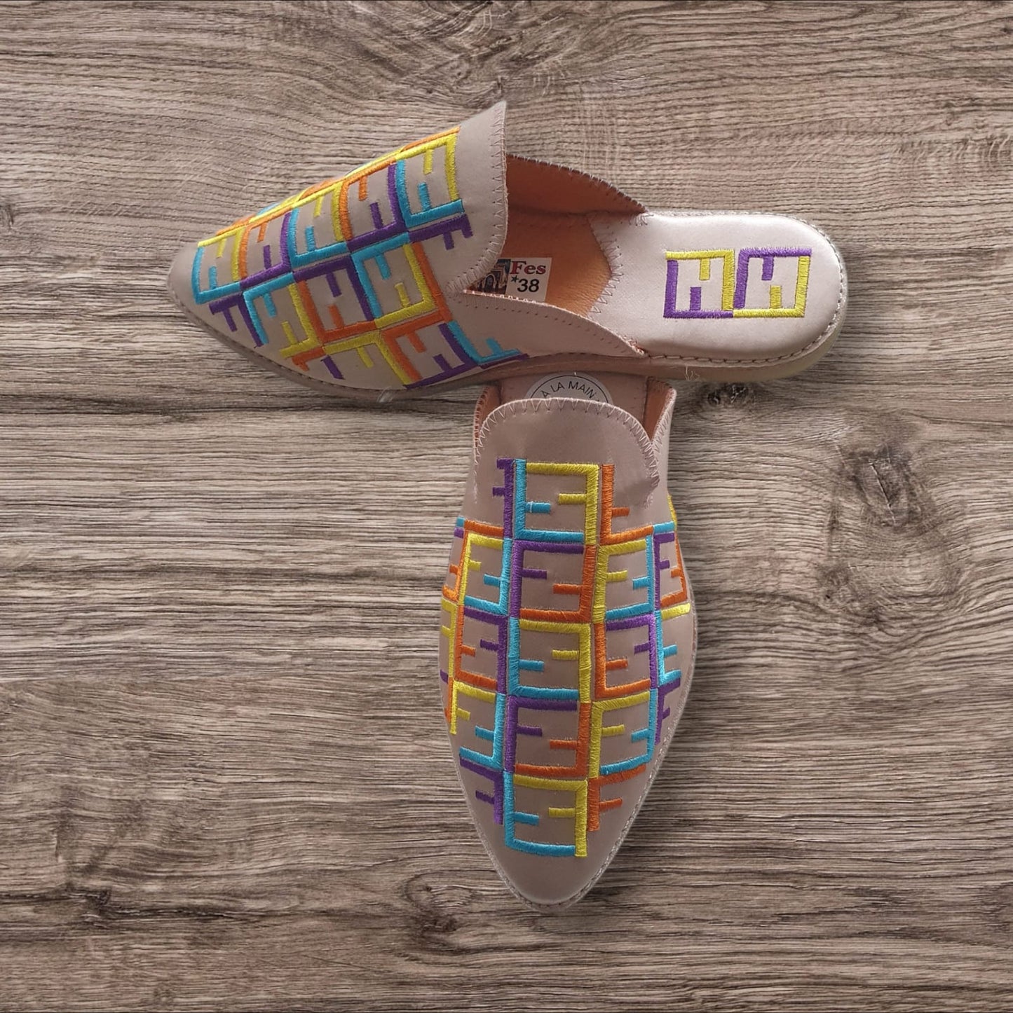 Babouches Brodées Fait Main – Qualité Artisanale de Fès