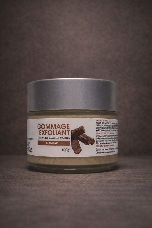 Gommage Éclat Sublimateur – Réglisse Pure