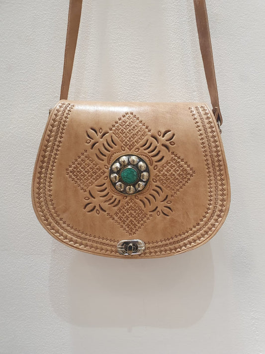 Sac en cuir artisanal gravé – Modèle vintage